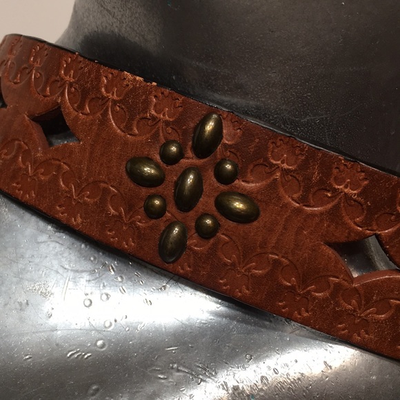 FOSSIL leather laser cut studded belt S warm brown - Picture 6 of 14